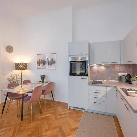 Cosy City Center Apartment Wiedeń Zewnętrze zdjęcie