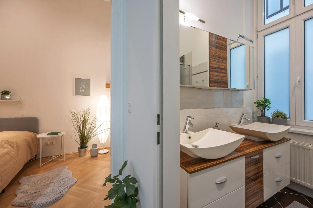 Cosy Center Appartement Wenen